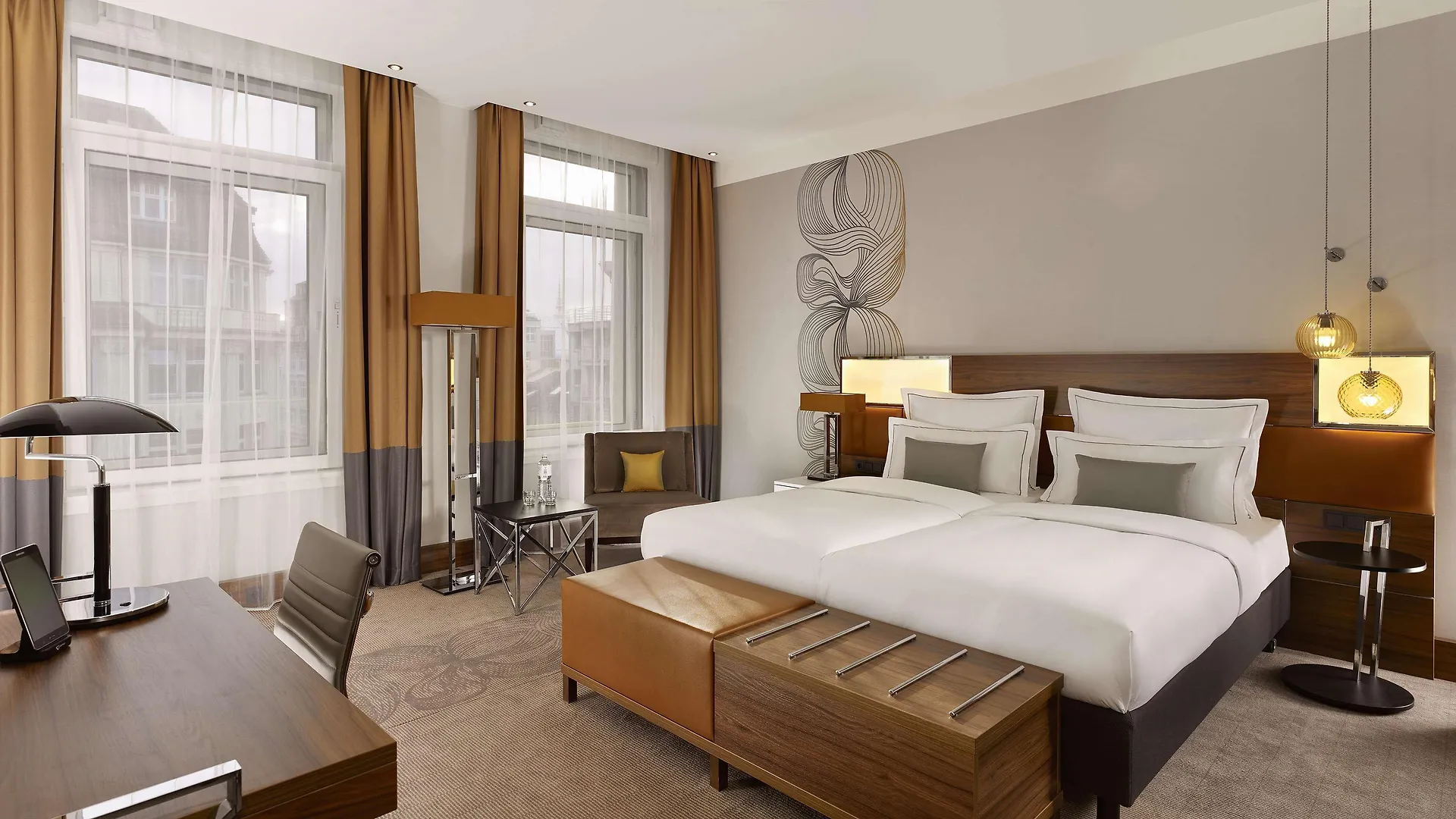 Reichshof Hotel Hamburgo 4*,  Alemanha